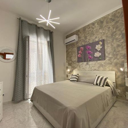 Sea&Sun Apartament Chiaia Napoli Ngoại thất bức ảnh